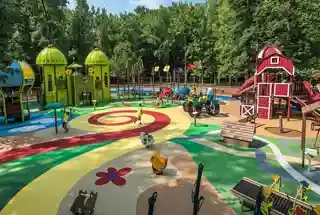 Landscaped Children’s Retreat